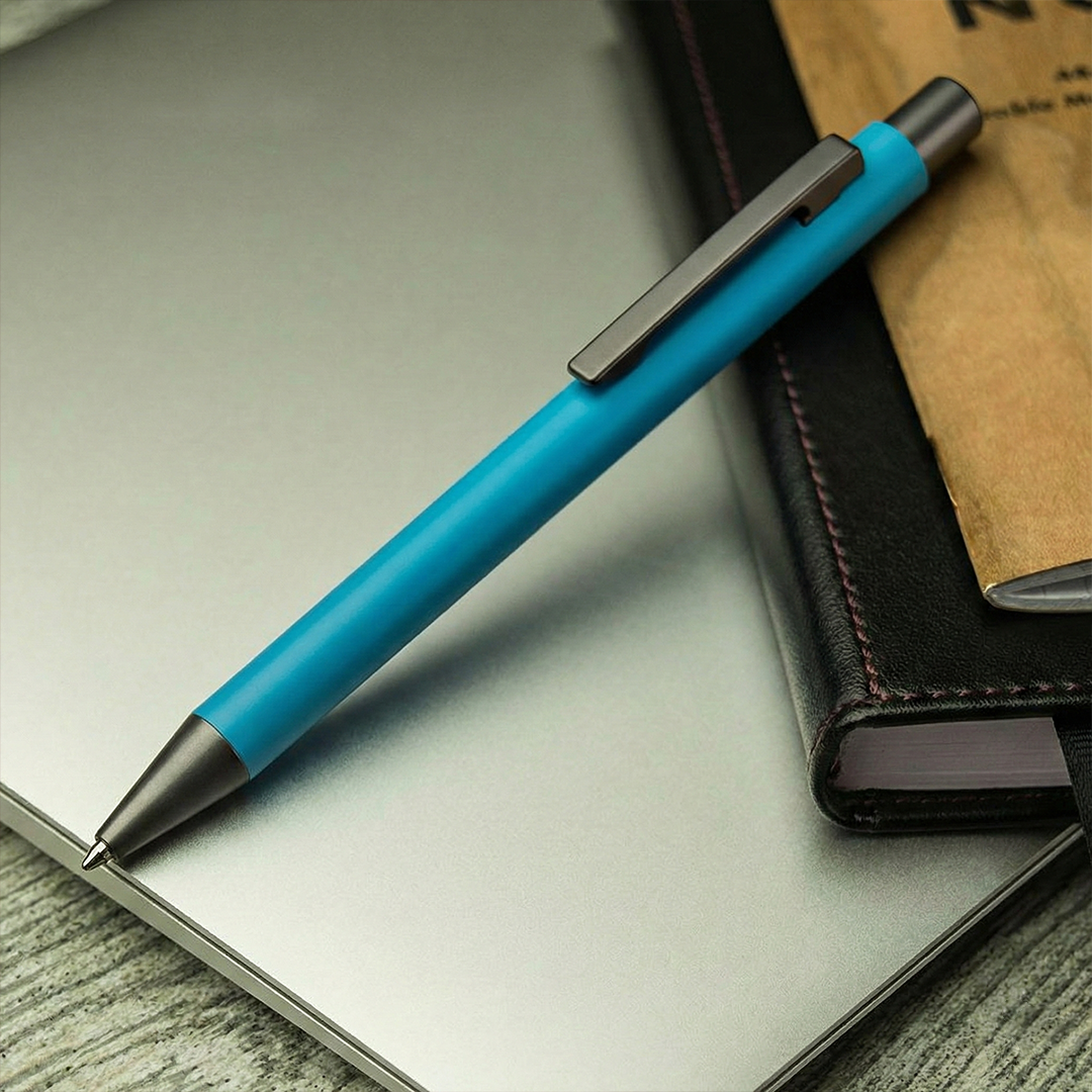 UMA Straight Metal Pen - Sky Blue
