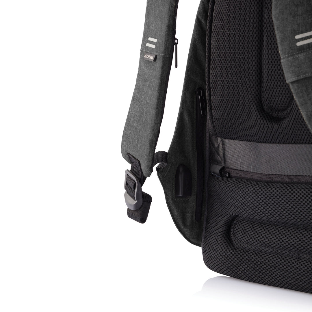 XDDESIGN BOBBY HERO Anti-theft Backpack with rPET material Black