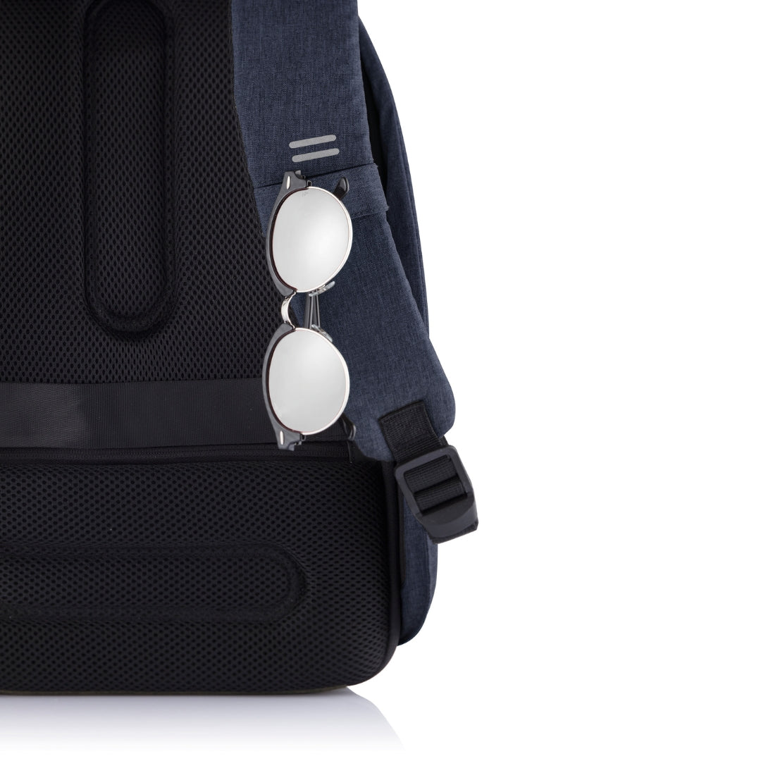 XDDESIGN BOBBY HERO Anti-theft Backpack in rPET material Navy Blue