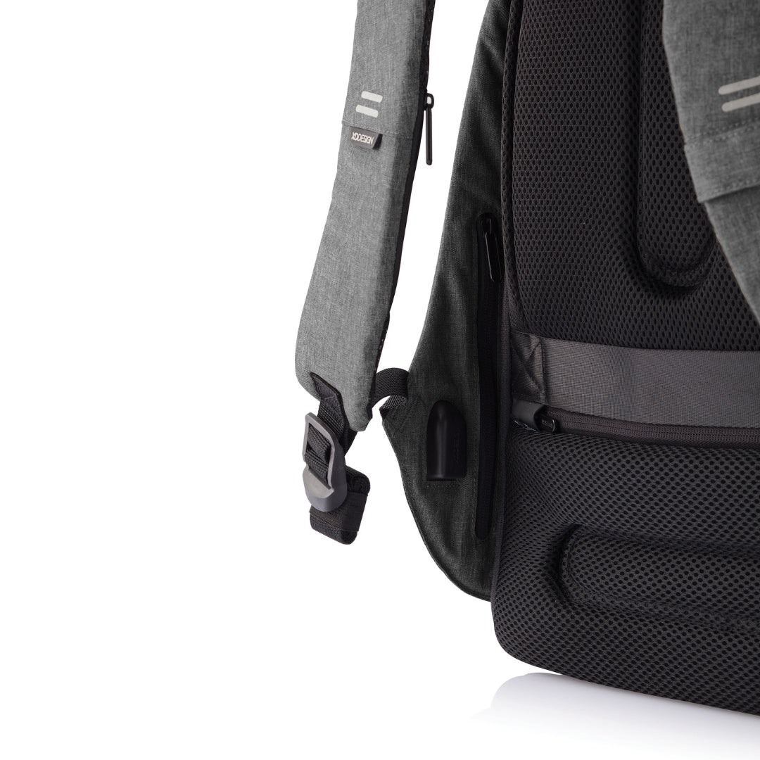 XDDESIGN BOBBY HERO Anti-theft Backpack in rPET material Grey