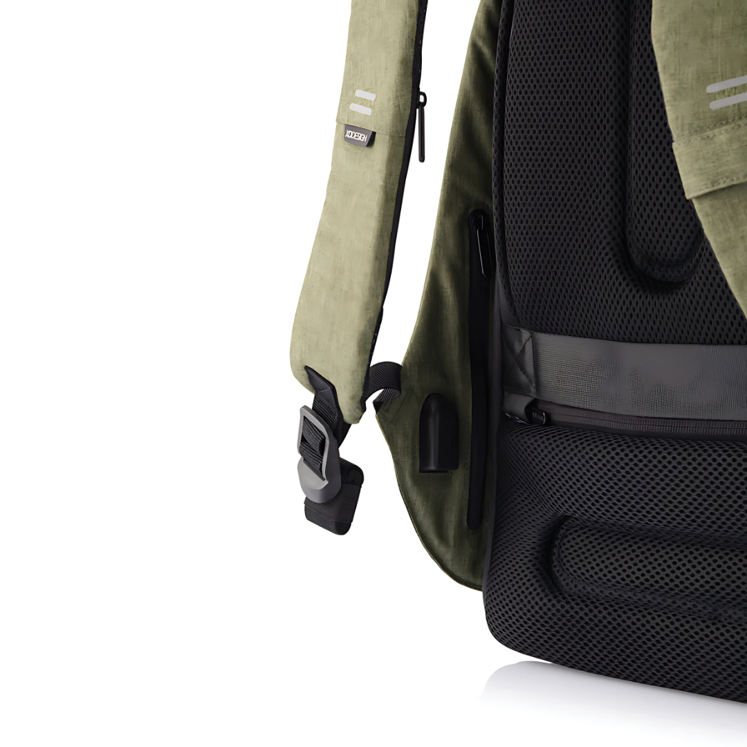 XDDESIGN BOBBY HERO Anti-theft Backpack in rPET material Green