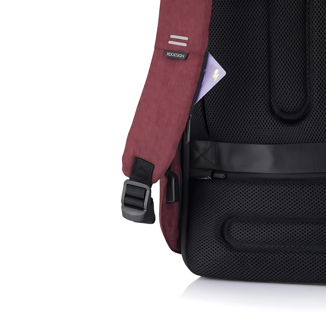 XDDESIGN BOBBY HERO Anti-theft Backpack in rPET material Red