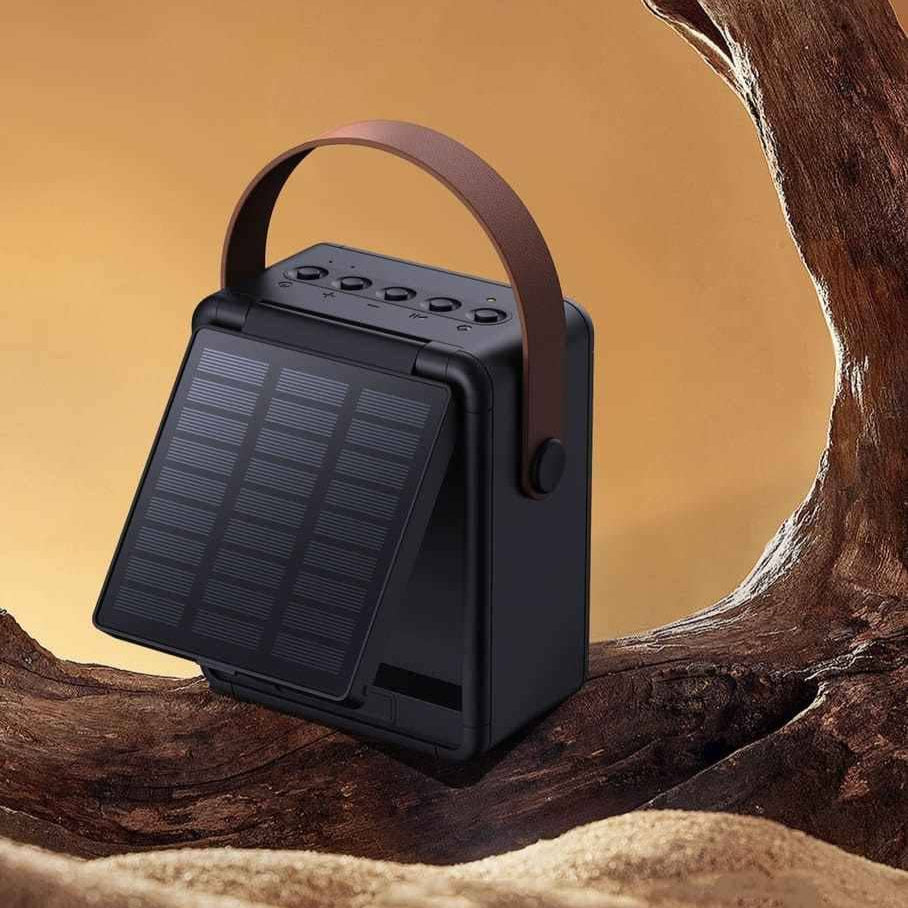 SOLA - @memorii RCS Recycled Solar Speaker & Lamp - Black